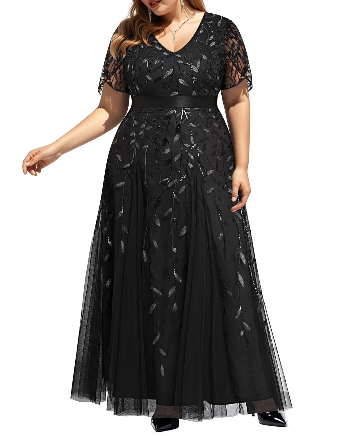 Elegant Plus Size V-Neck Lace Short Sleeve Embellished Waist-Defined Floor-Length Floor-Length
